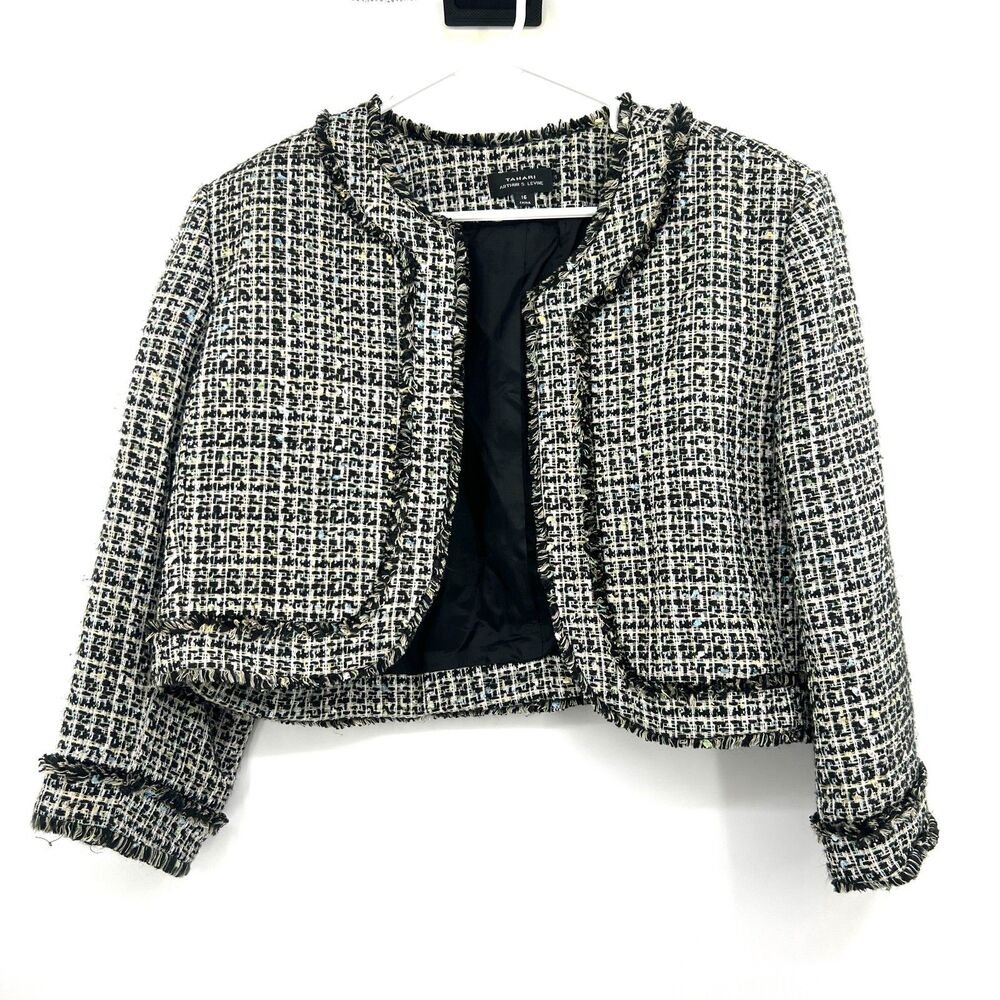 Tahari Arthur S Levine Tweed Boucle Cropped Blazer Jacket Fringe Black White Sz